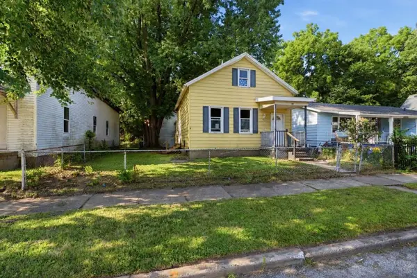 1851 W 6th Street, Davenport, IA 52802
