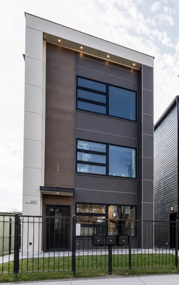 5637 S Prairie Avenue, Chicago, IL 60637