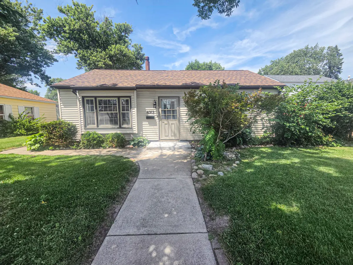 4313 23rd Avenue, Rock Island, IL 61201 - #1