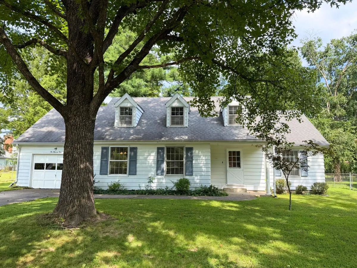 2009 W Norwood Drive, Carbondale, IL 62901 - #1