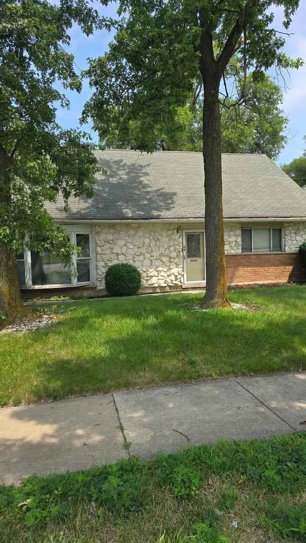 58 Sauk Trail, Park Forest, IL 60466 - #1