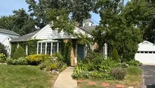 350 Ridgewood Avenue, Glen Ellyn, IL 60137 - #2