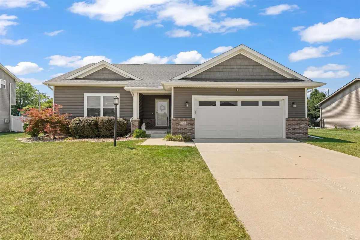 701 Red Bud Drive, Mahomet, IL 61853 - #1
