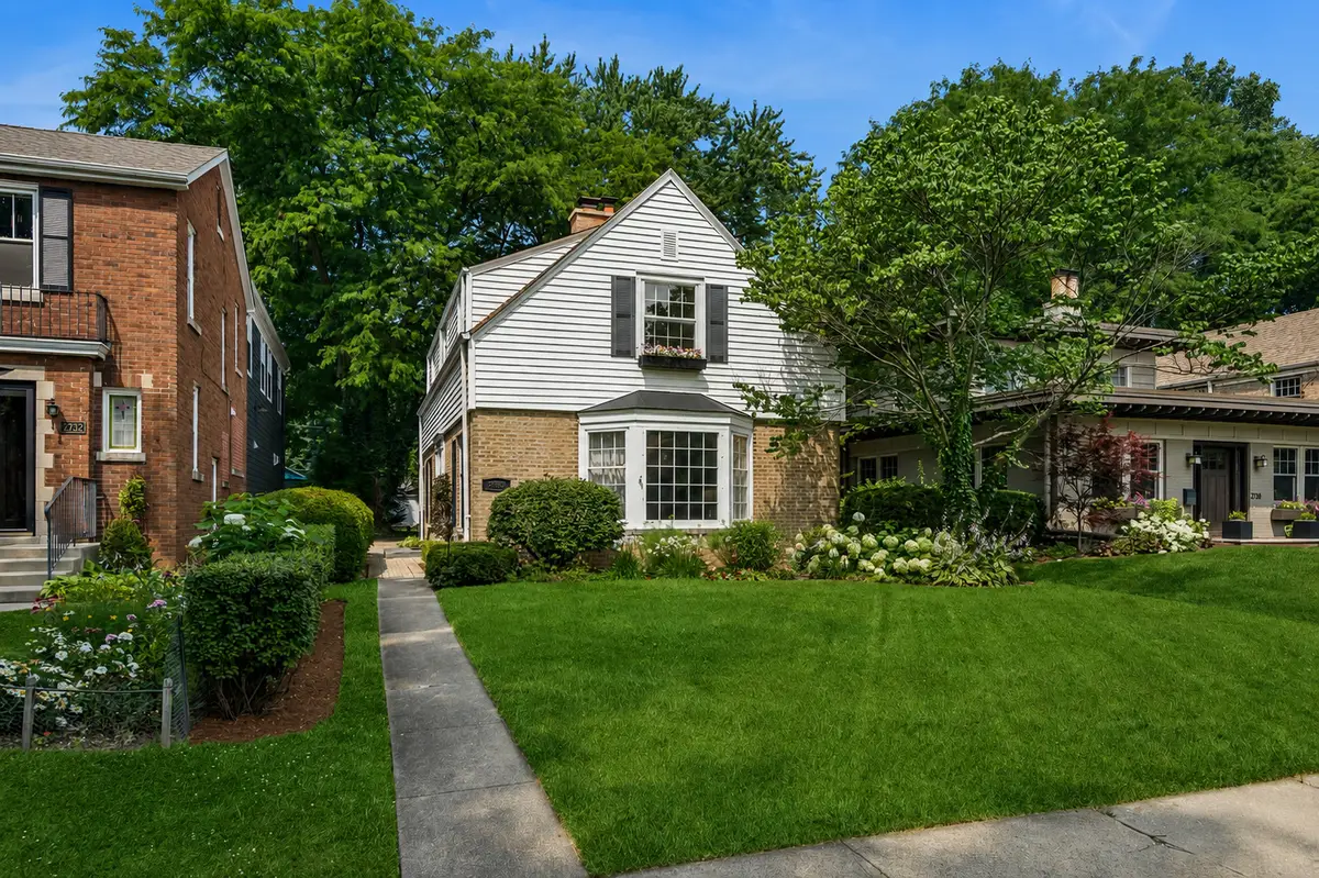 2734 Lawndale Avenue, Evanston, IL 60201 - #1