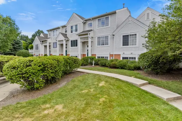 657 S Parkside Drive, Round Lake, IL 60073