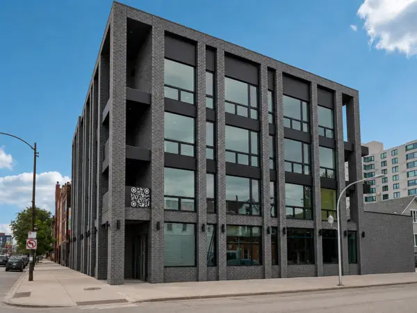 2072 N Western Avenue #PH-403, Chicago, IL 60647