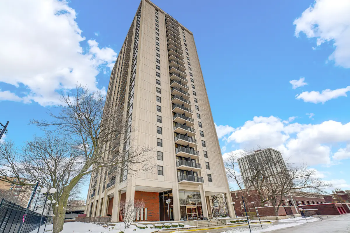 2605 S Indiana Avenue #402, Chicago, IL 60616 - #1