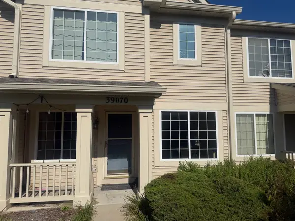 39070 Welsh Lane, Beach Park, IL 60083
