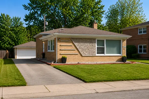 1029 Riverview Drive, South Holland, IL 60473