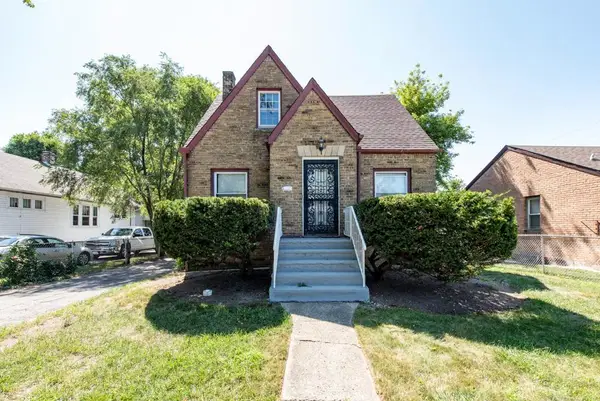 516 S Victory Street, Waukegan, IL 60085