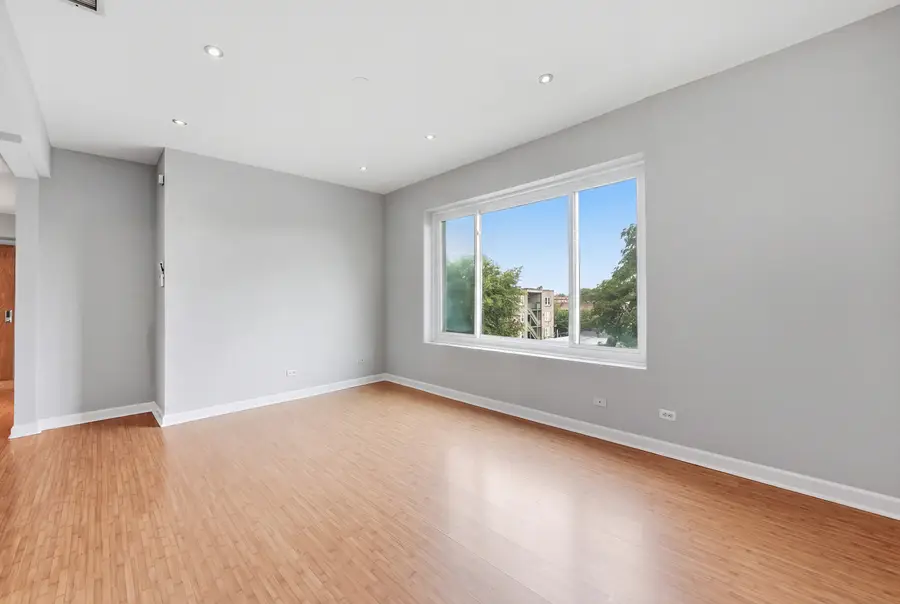 2121 N Saint Louis Avenue #3S, Chicago, IL 60647 - #3