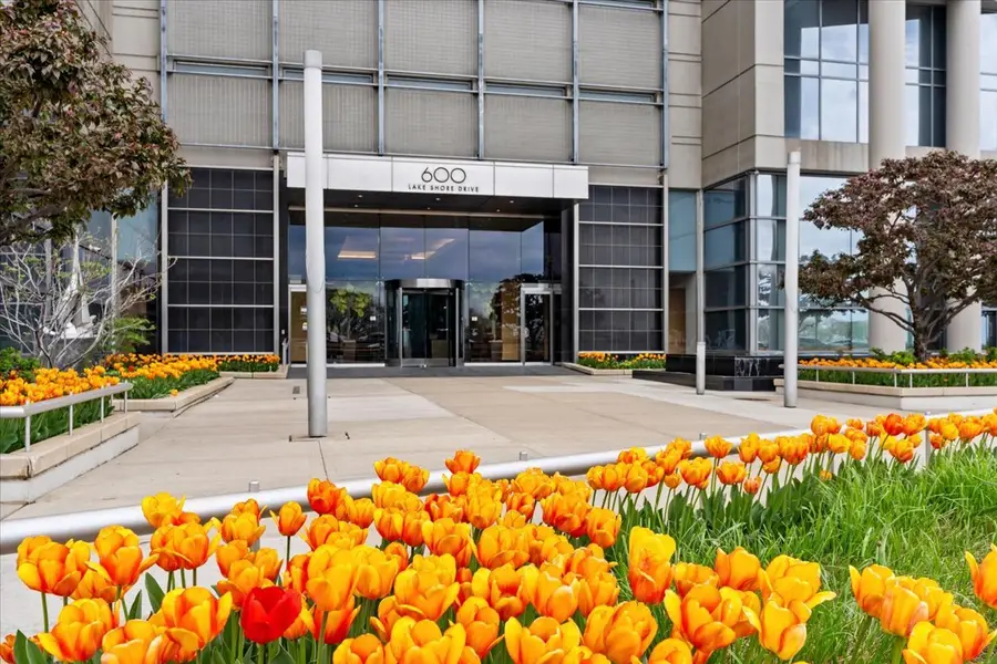 600 N Lake Shore Drive #1212, Chicago, IL 60611 - #2