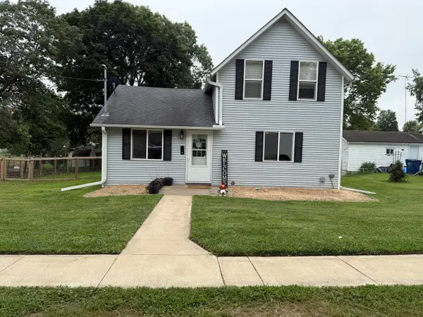 229 W Farnham Street, Sheffield, IL 61361