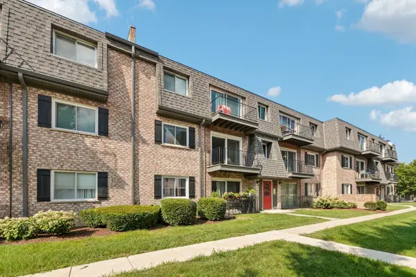 876 S Plum Grove Road #208, Palatine, IL 60067