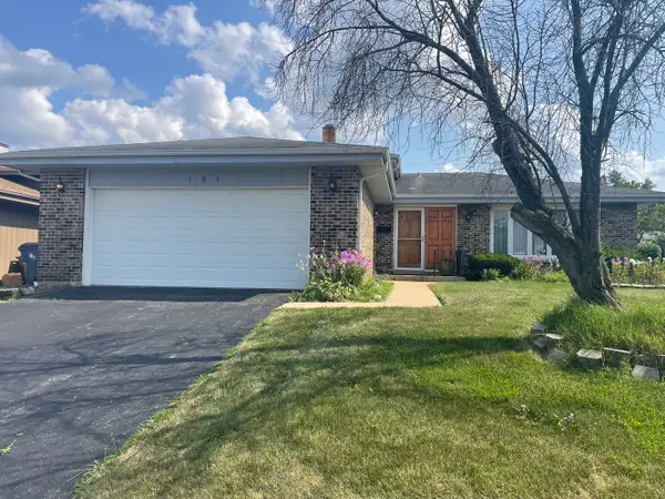 181 E Schubert Avenue, Glendale Heights, IL 60139