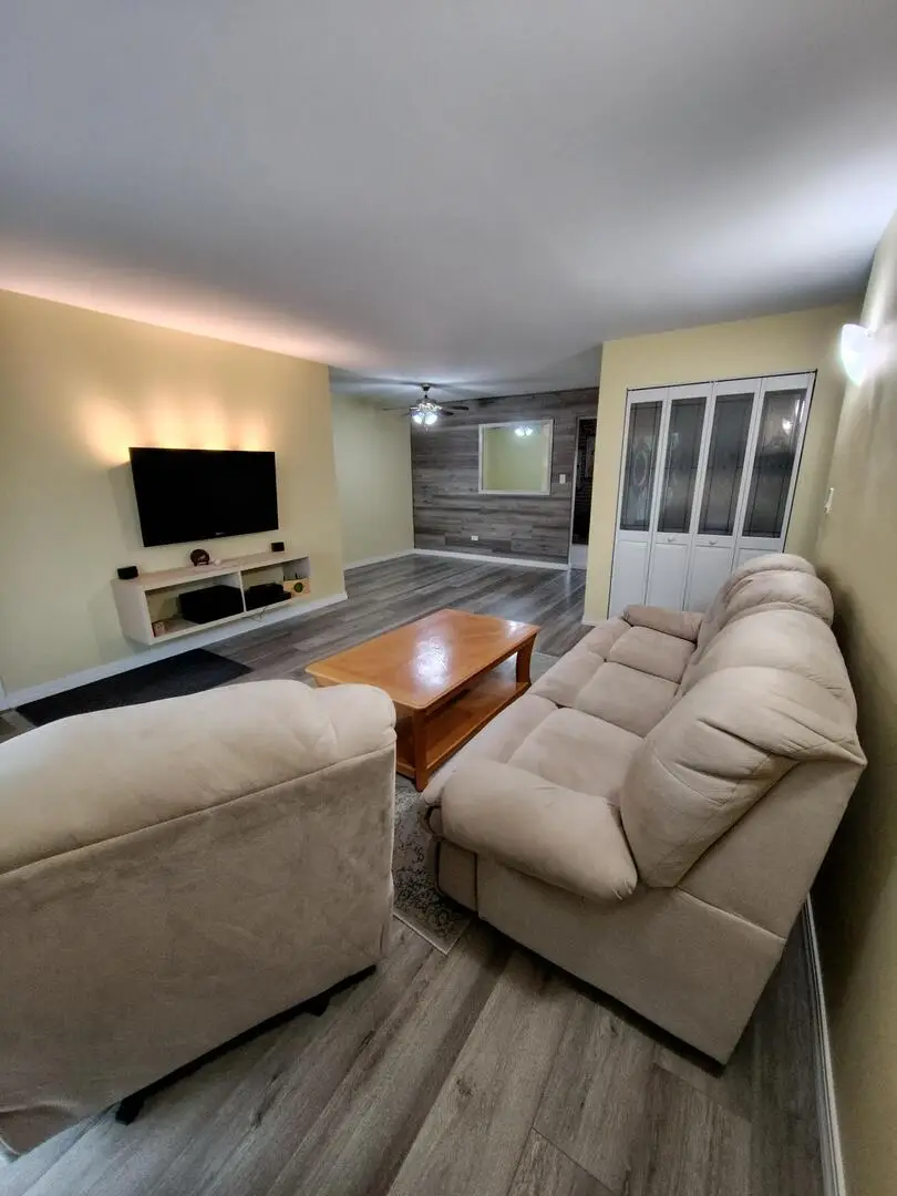 2227 W Nichols Road #E, Arlington Heights, IL 60004 - #2