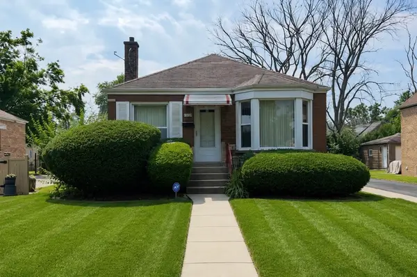 2536 S 13th Avenue, Broadview, IL 60155