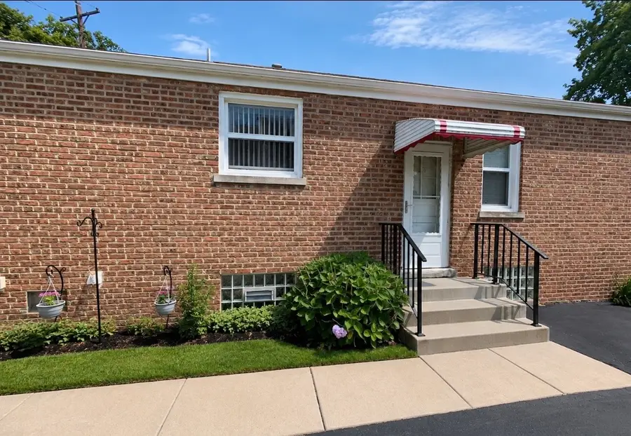 2536 S 13th Avenue, Broadview, IL 60155 - #2