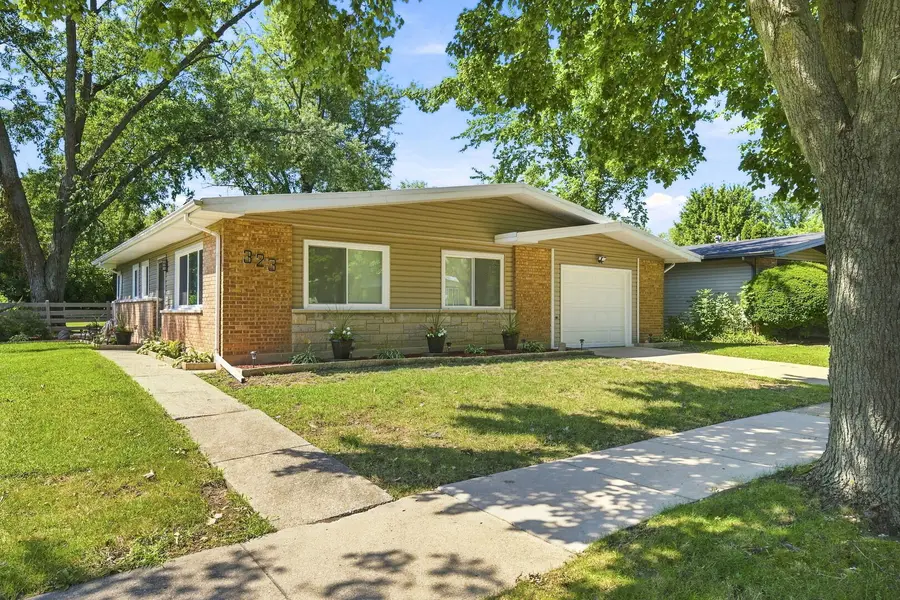 323 Shawnee Street, Park Forest, IL 60466 - #2