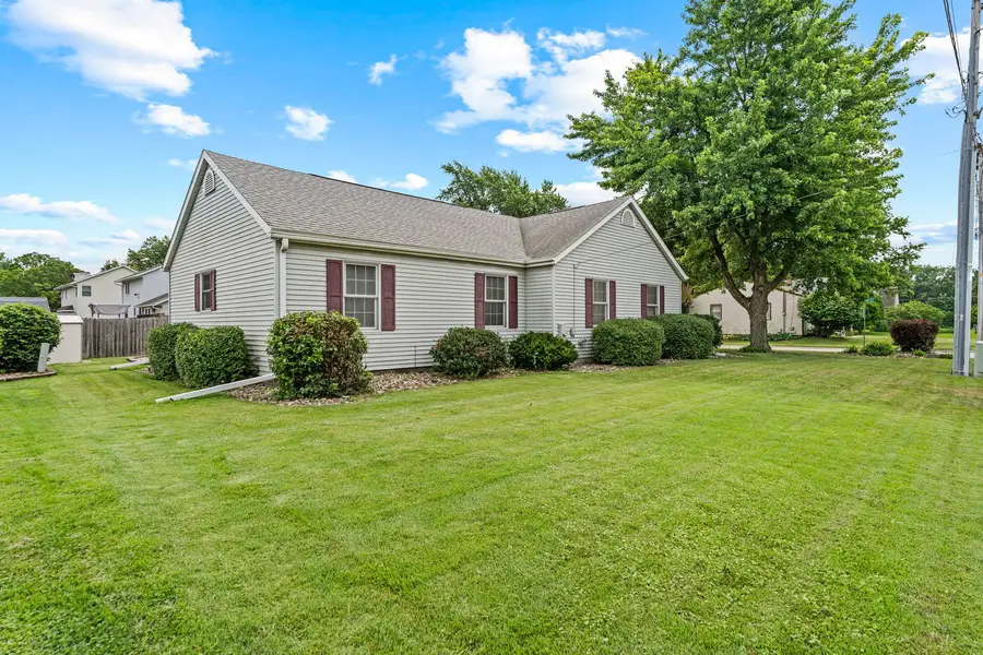 4303 27th Ave Court, Moline, IL 61265 - #2