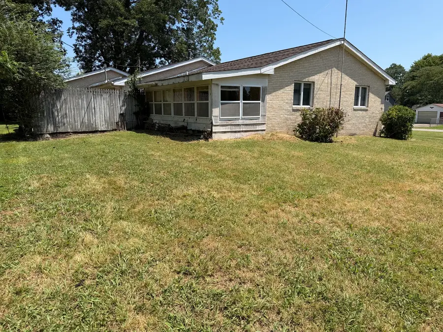 501 Broadway Street, Metropolis, IL 62960 - #3