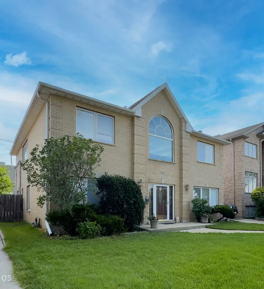 7940 N Oketo Avenue, Niles, IL 60714 - #3
