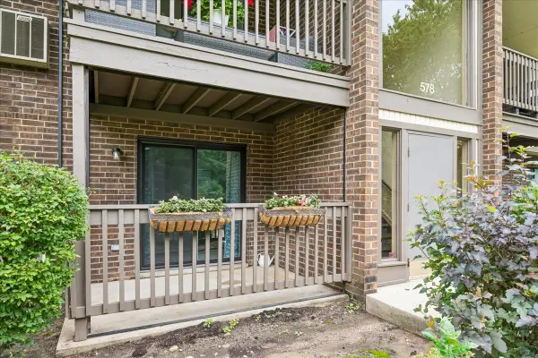 578 Somerset Lane #1, Crystal Lake, IL 60014