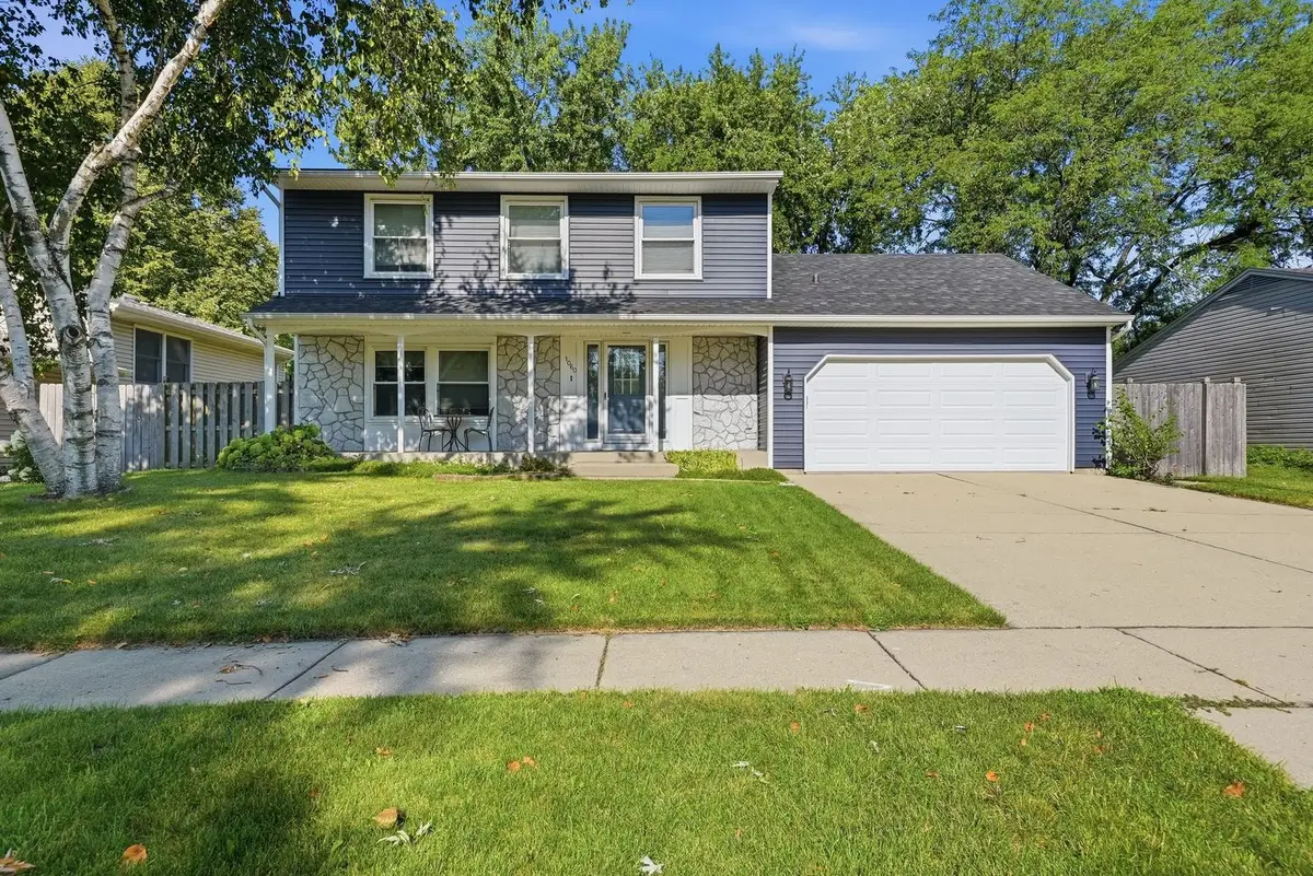 1060 Borden Drive, Roselle, IL 60172 - #1