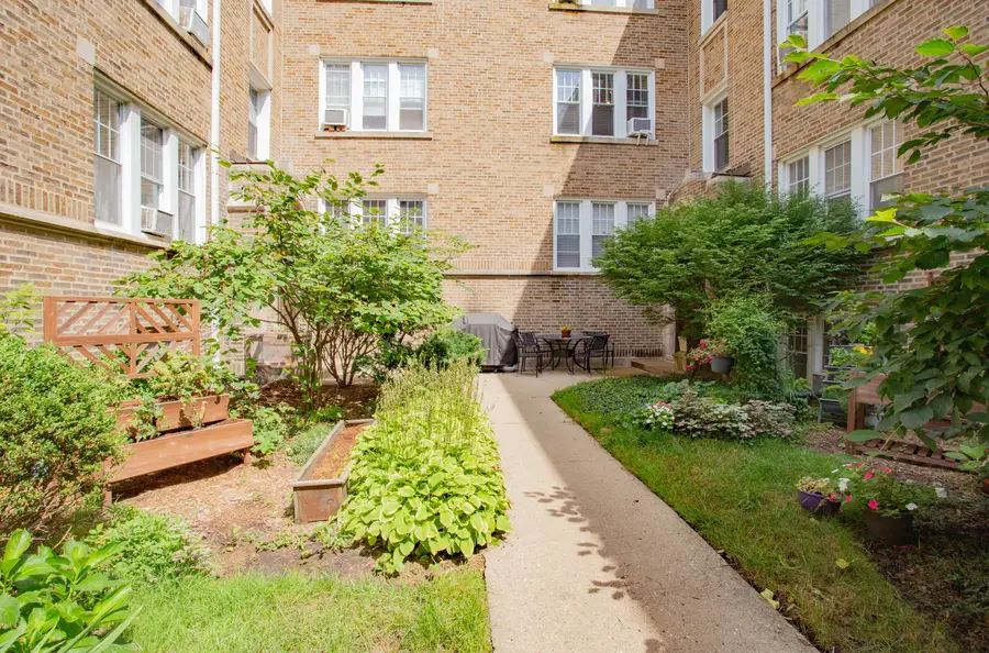 719 Reba Place #2N, Evanston, IL 60202 - #2