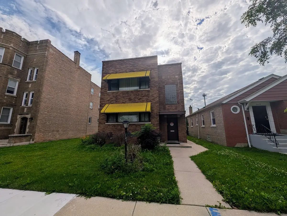 10631 S Calumet Avenue, Chicago, IL 60628 - #1