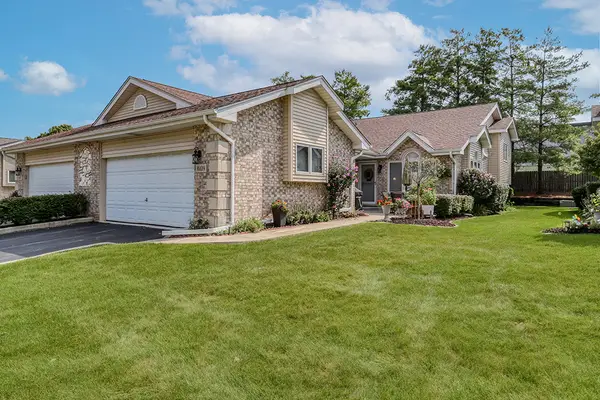 16109 Lake Villa Avenue, Tinley Park, IL 60477