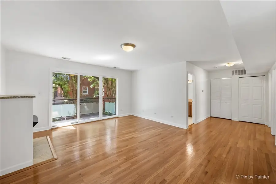 6421 N Damen Avenue #2W, Chicago, IL 60645 - #3