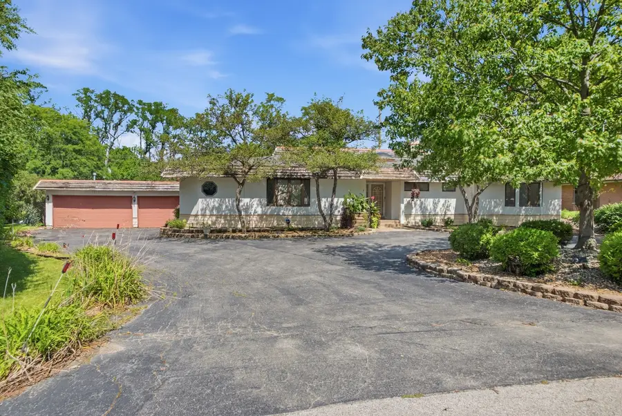 90 Graymoor Lane, Olympia Fields, IL 60461 - #2