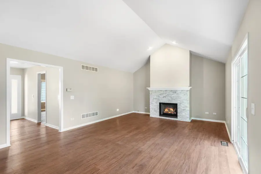 1207 Main Street Road, Spring Grove, IL 60081 - #3
