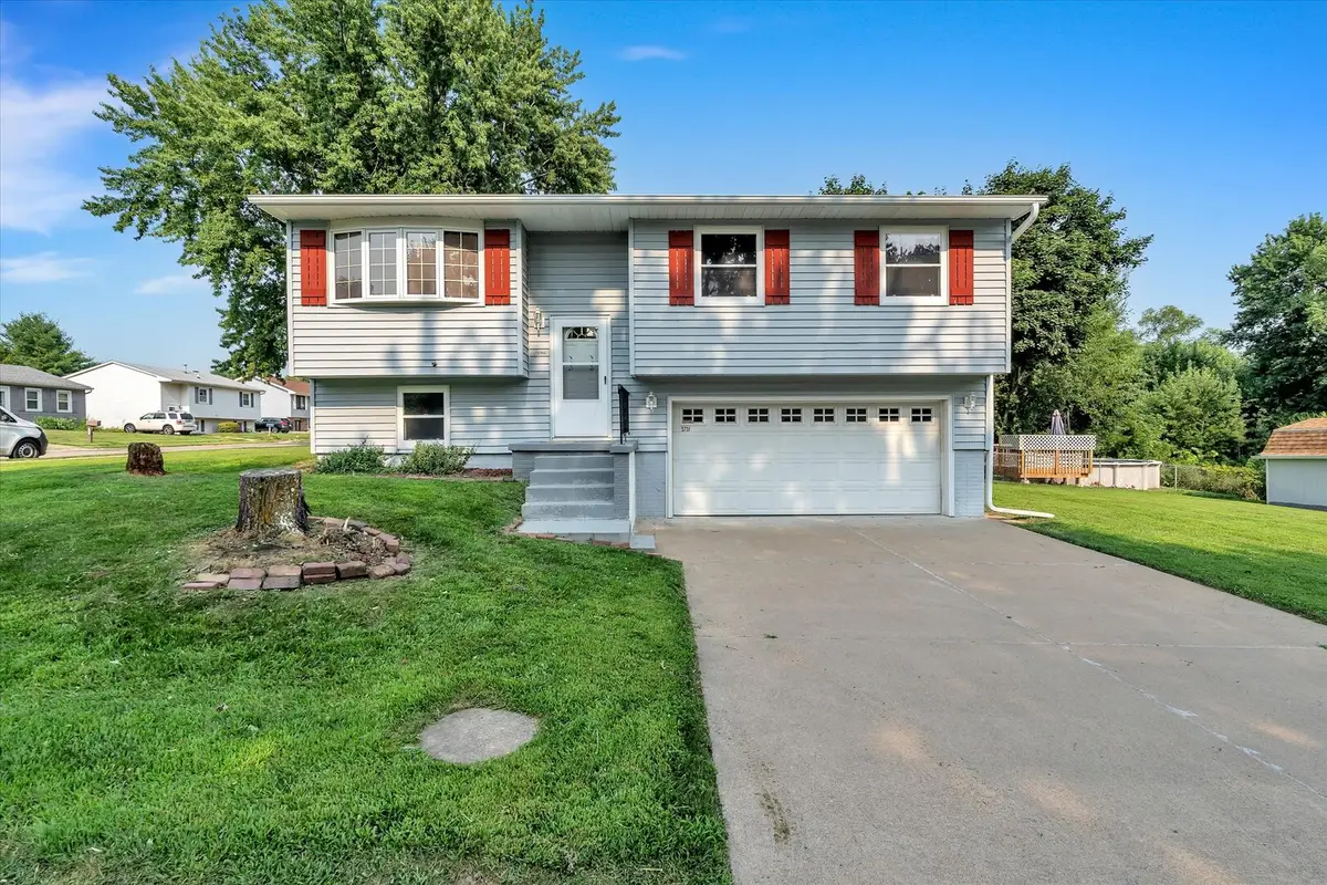 5731 N Howell Street, Davenport, IA 52806 - #1