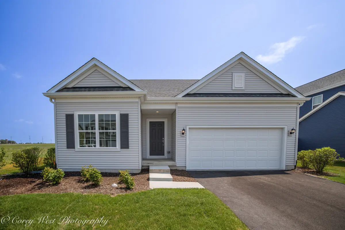 330 N. Aspen Drive, Cortland, IL 60112 - #1