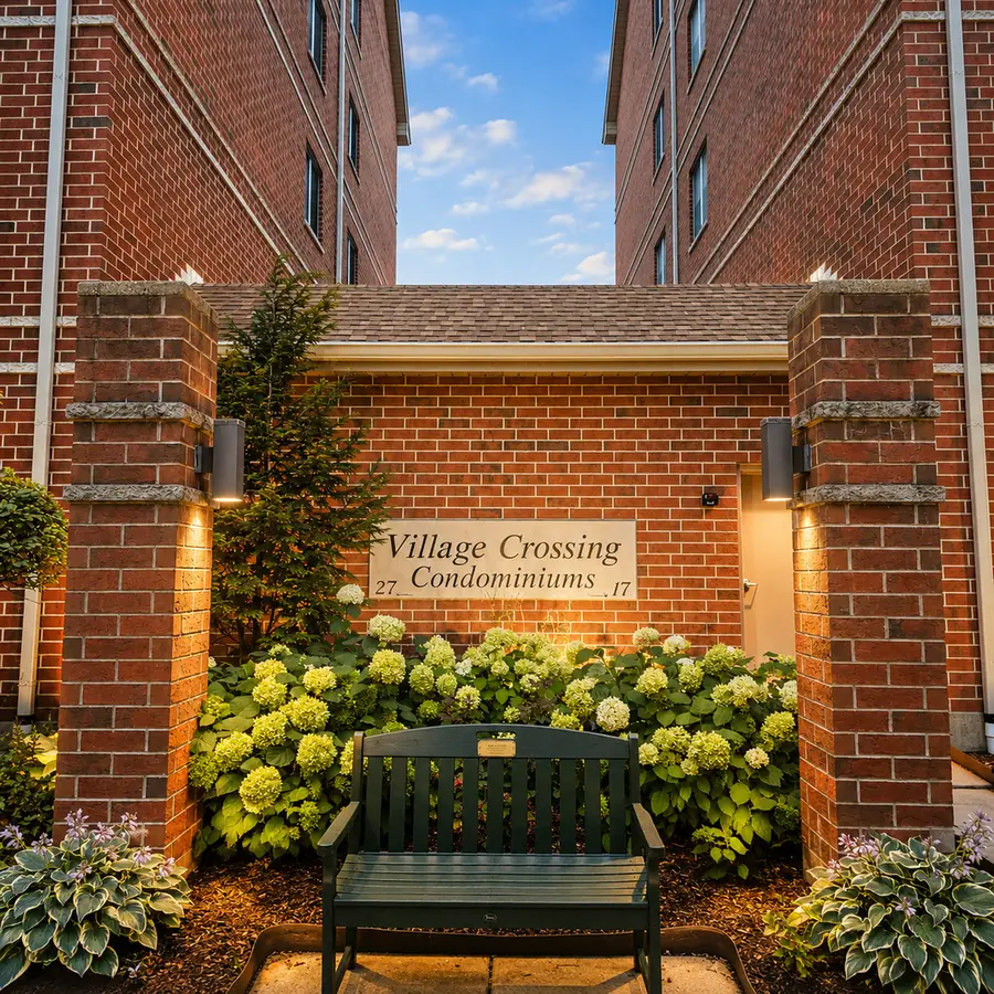 27 E Hattendorf Avenue #311, Roselle, IL 60172 - #2