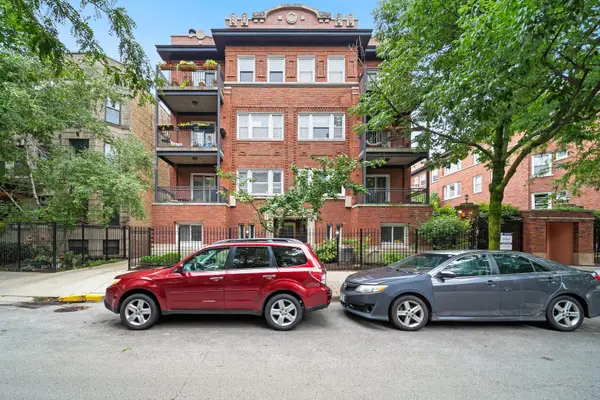 833 W Belle Plaine Avenue #3, Chicago, IL 60613