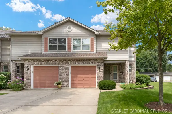 526 E Highland Avenue, Villa Park, IL 60181