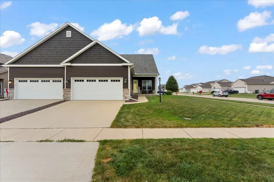 3402 Boulder Ridge Drive, Champaign, IL 61822 - #2