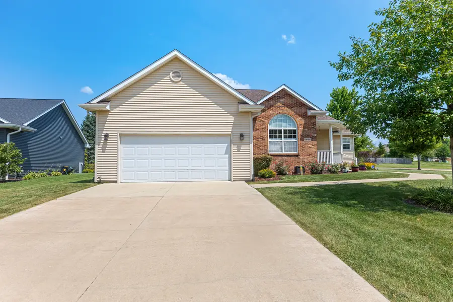 1801 Squires Landing, Rochelle, IL 61068 - #2
