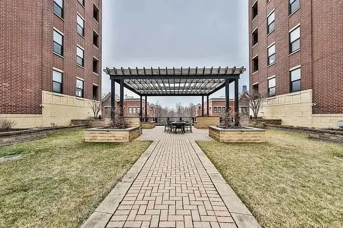 833 W 15th Place #814, Chicago, IL 60608 - #2