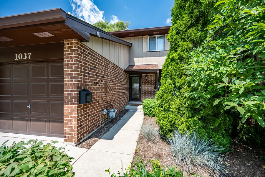 1037 Loughborough Court #1037, Wheaton, IL 60187 - #2