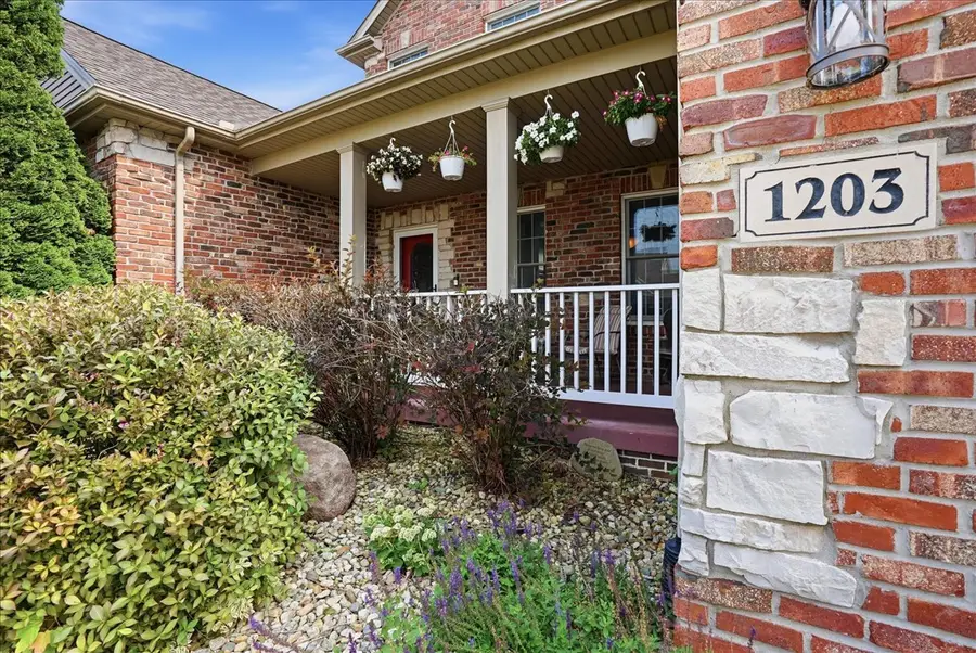 1203 Silver Oak Circle, Normal, IL 61761 - #2