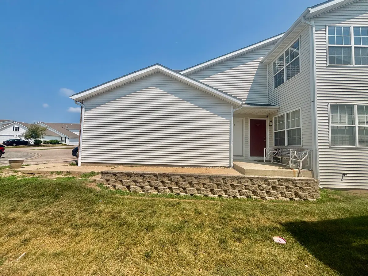 8000 Primrose Place #D, Poplar Grove, IL 61065 - #1