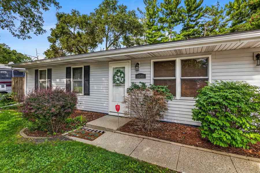 1301 Westfield Drive, Champaign, IL 61821 - #3