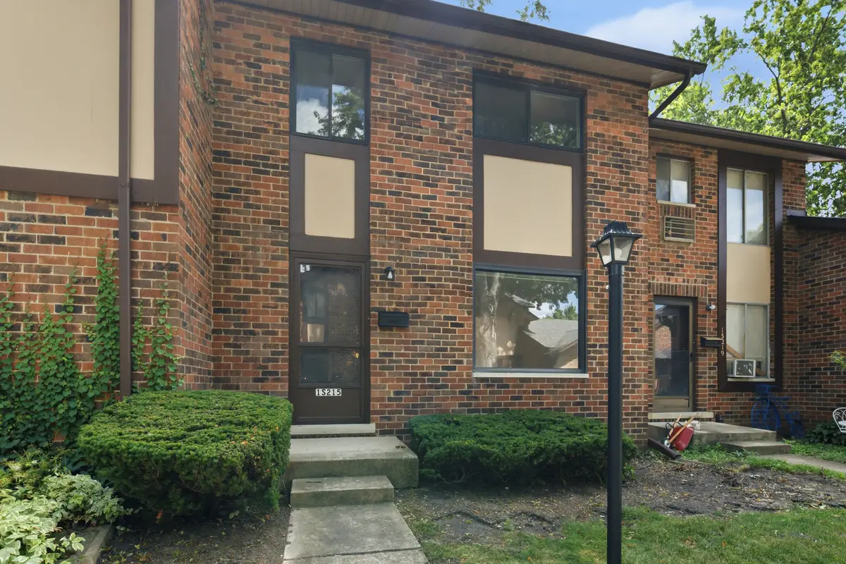 1S215 Holyoke Lane, Villa Park, IL 60181 - #1