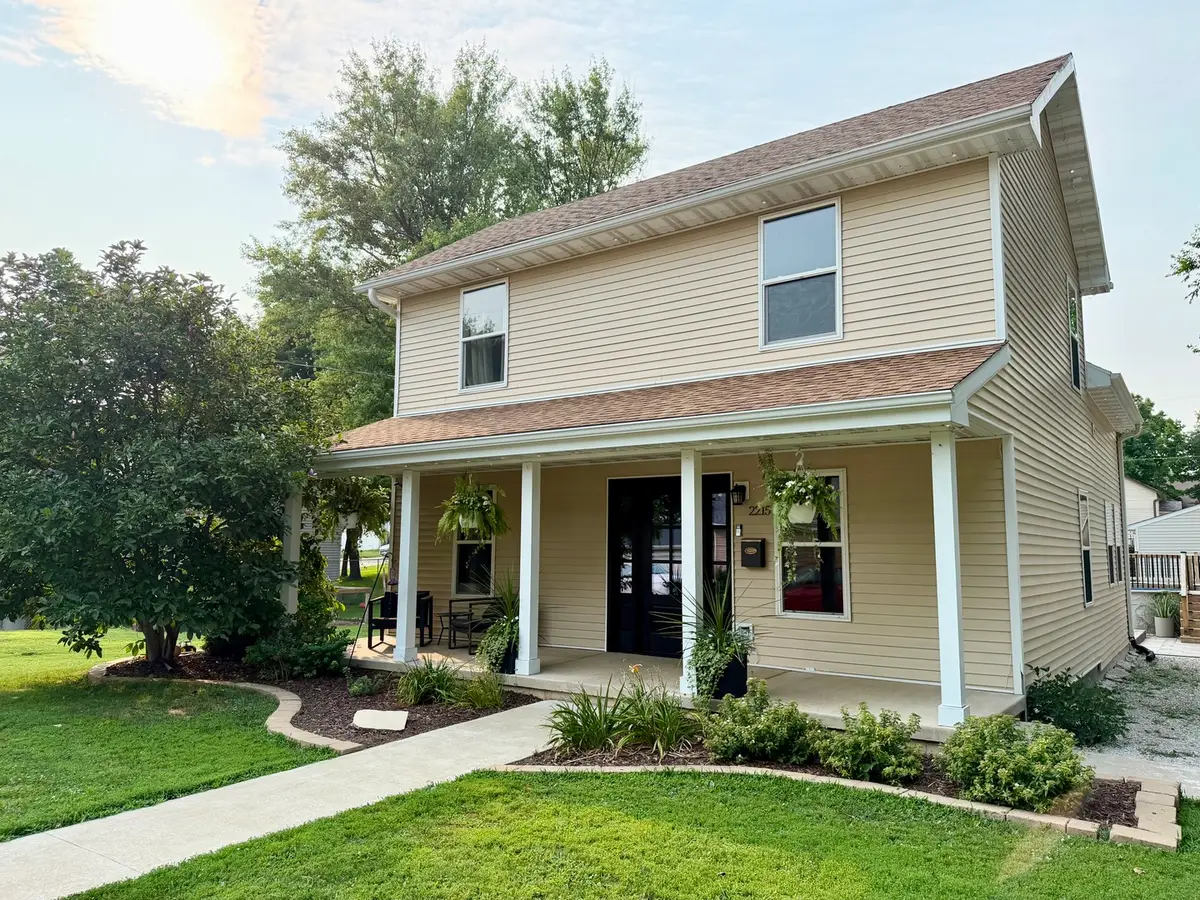2215 State Street, Peru, IL 61354 - #1