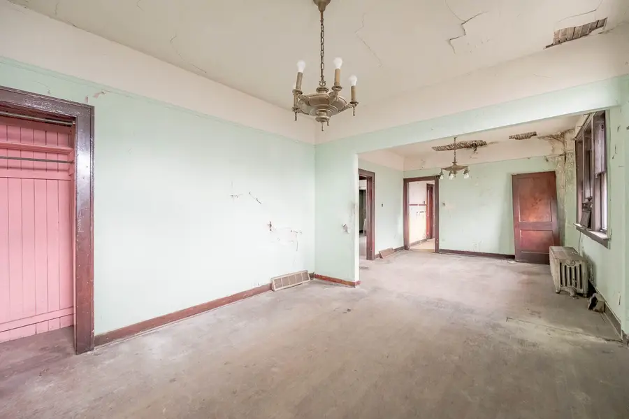 124 E 95th Street, Chicago, IL 60619 - #3