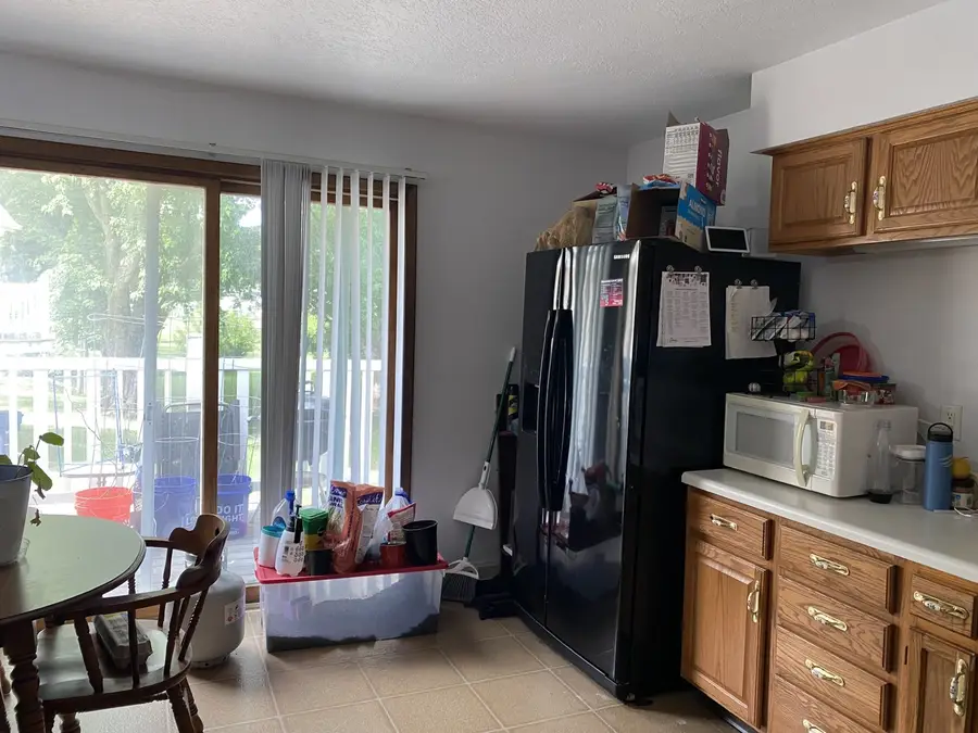 2356-58 Hillandale Road, Davenport, IA 52804 - #2